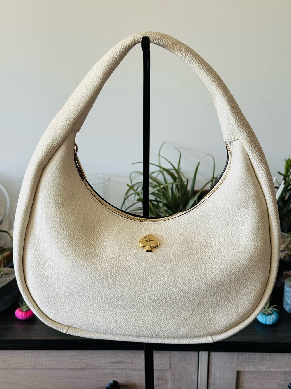 ✨ “Someone’s About To Get Complimented A Lot 🤍” Kate Spade ♠️